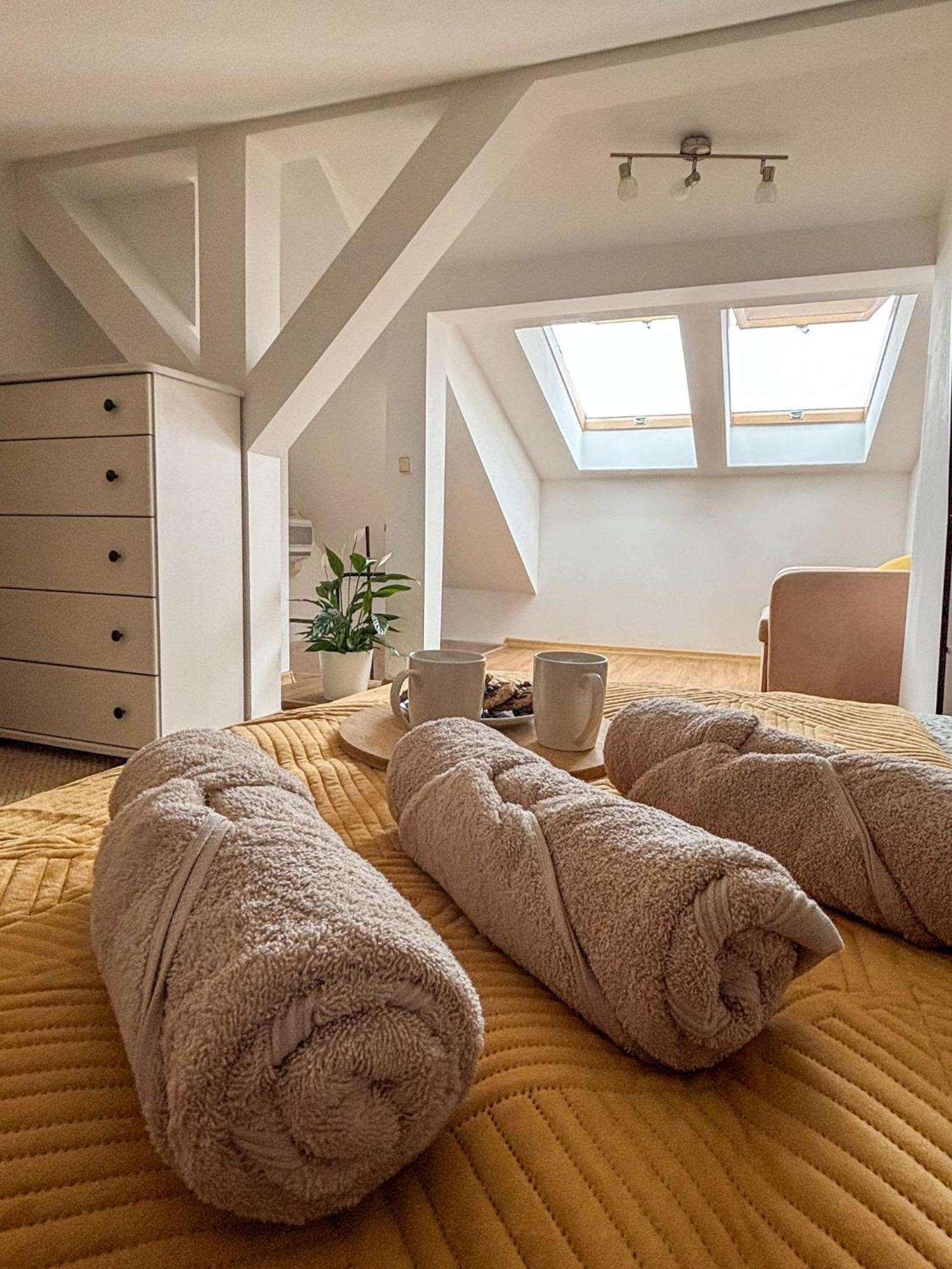 Sunset Apartment Cracow クラクフ エクステリア 写真