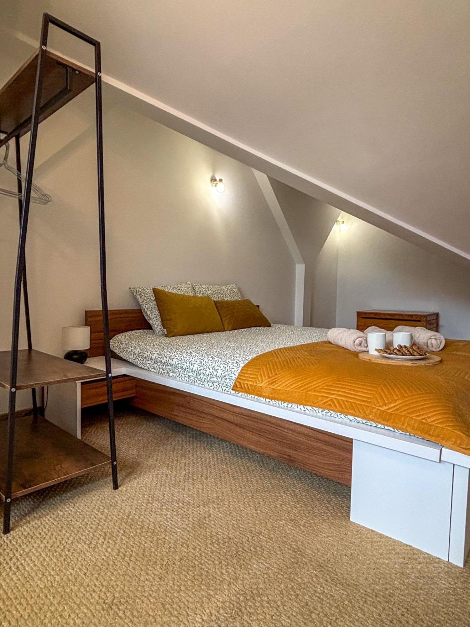 Sunset Apartment Cracow クラクフ エクステリア 写真