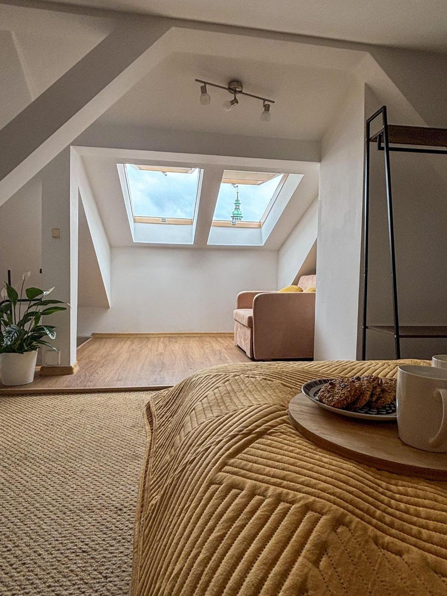 Sunset Apartment Cracow クラクフ エクステリア 写真