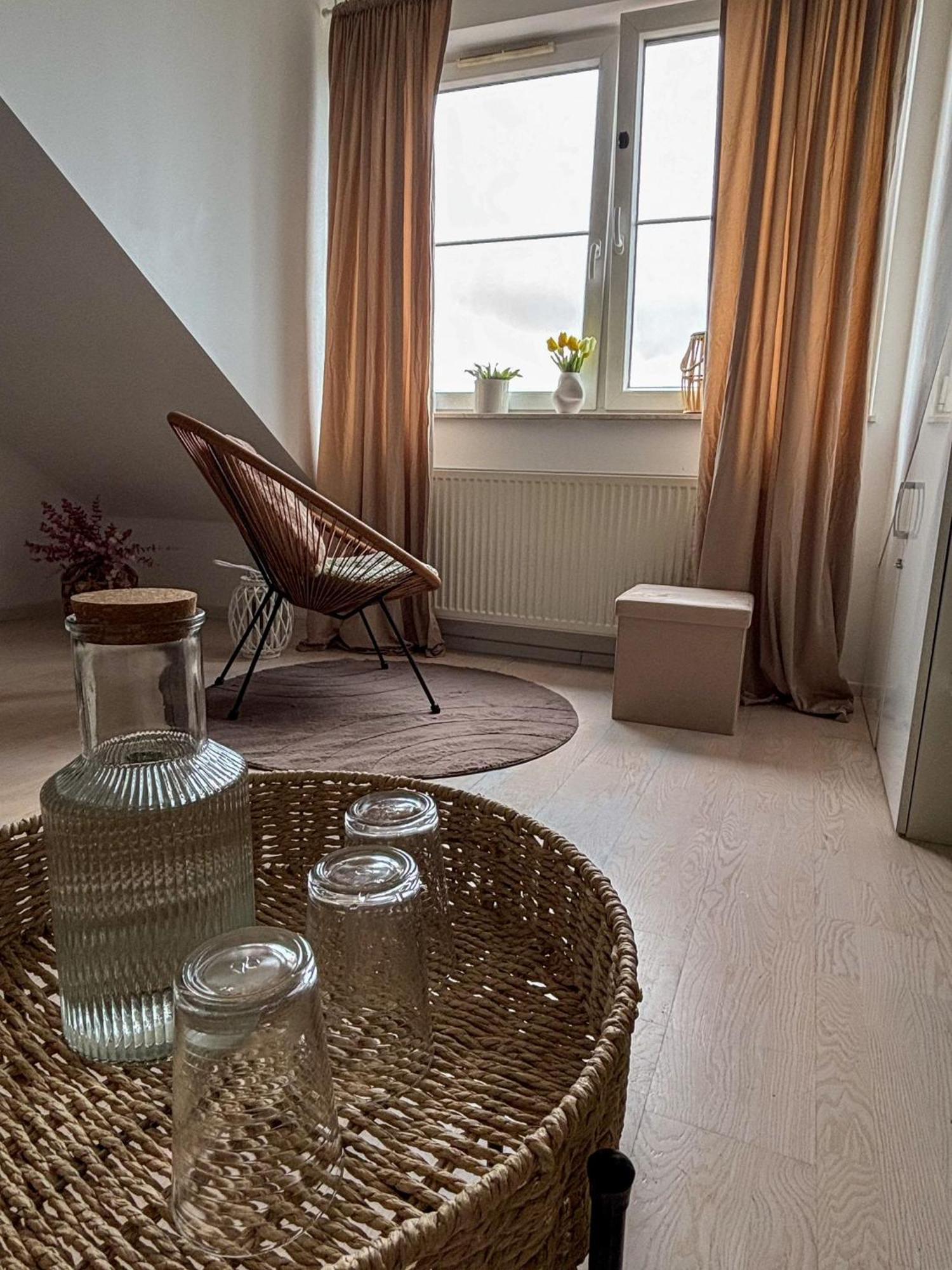 Sunset Apartment Cracow クラクフ エクステリア 写真