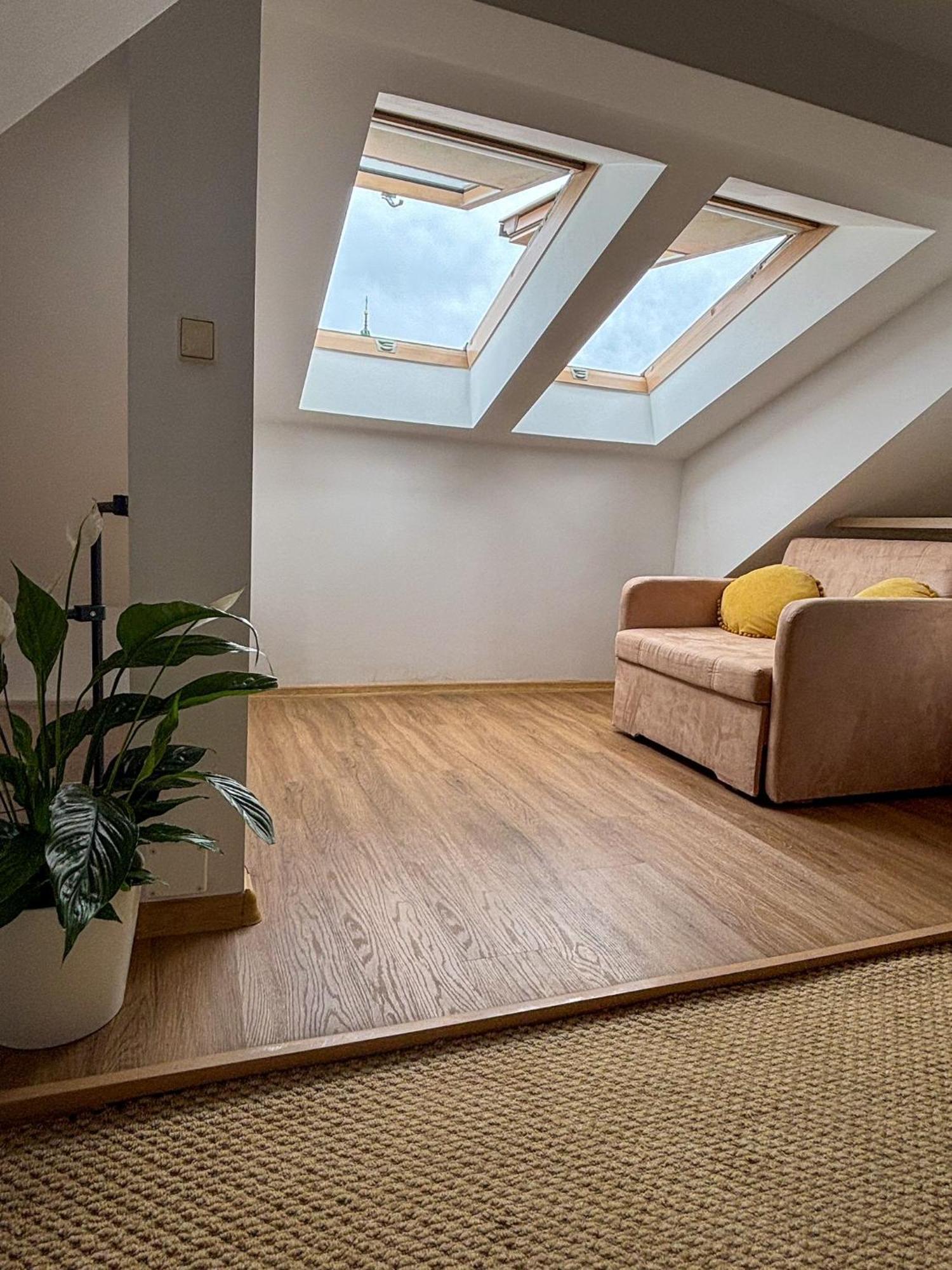 Sunset Apartment Cracow クラクフ エクステリア 写真