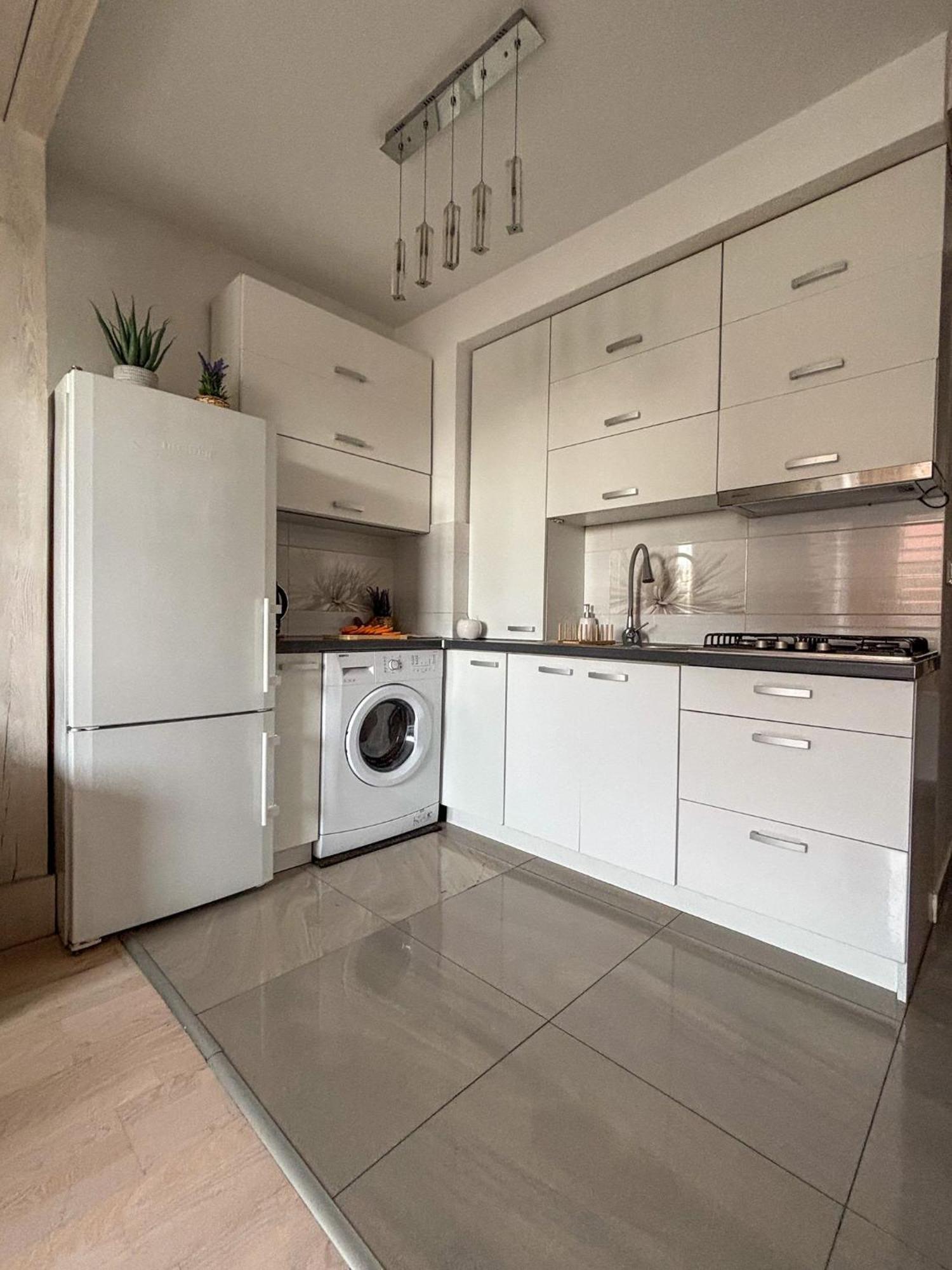 Sunset Apartment Cracow クラクフ エクステリア 写真