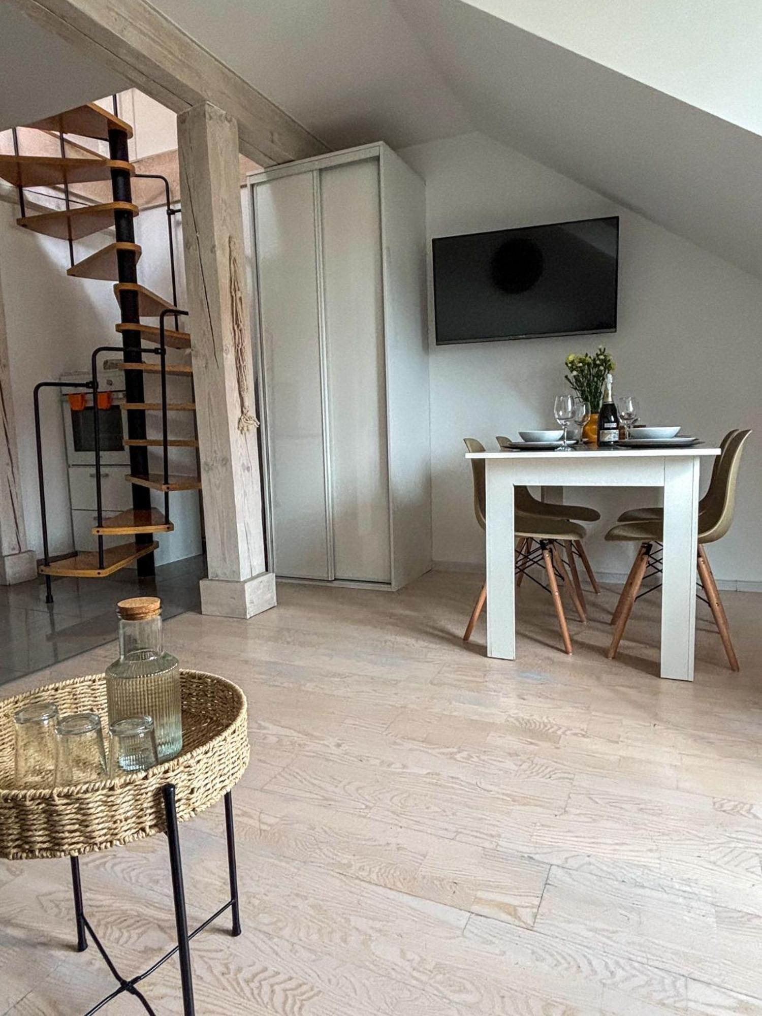Sunset Apartment Cracow クラクフ エクステリア 写真