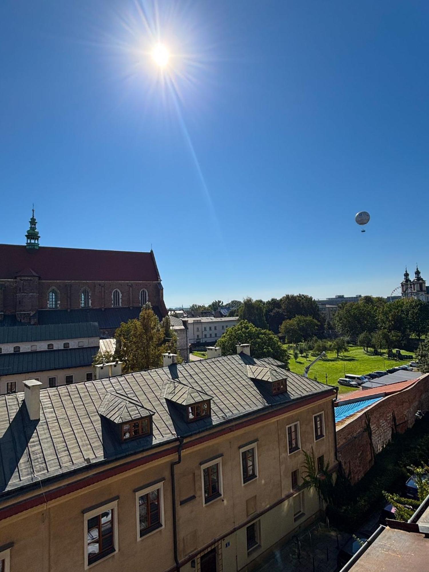 Sunset Apartment Cracow クラクフ エクステリア 写真